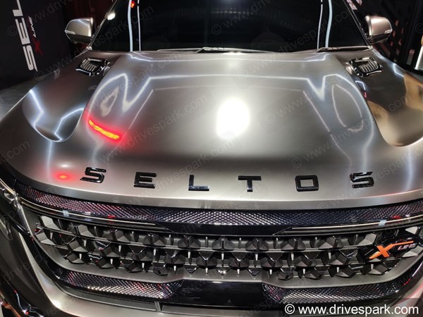 எக்ஸ்-லைன் கான்செப்ட்டில் உருவாகும் கியா செல்டோஸின் டாப் வேரியண்ட்...!