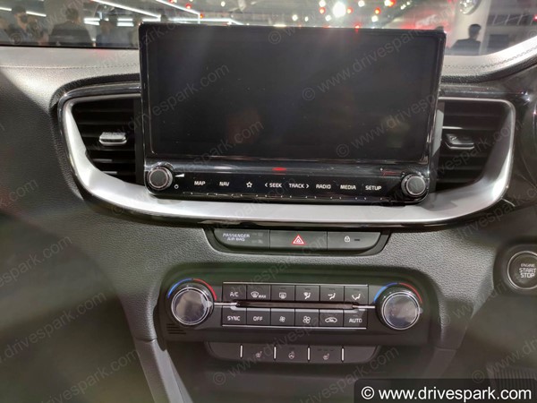 விரைவில் இந்தியாவில் களமிறங்கும் கியா எக்ஸீட்... ஆட்டோ எக்ஸ்போவில் முழு தரிசனம்... சிறப்பு தகவல்!