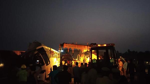 நெடுஞ்சாலை ஆணையத்திற்கு சூப்பர் உத்தரவிட்ட சென்னை உயர்நீதிமன்றம்... இனியாவது தூக்கத்தில் இருந்து விழிக்குமா..?