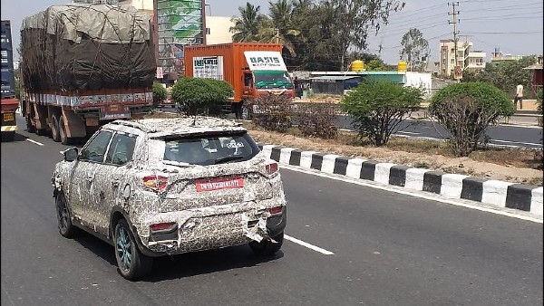 மஹிந்திரா எக்ஸ்யூவி300 எலக்ட்ரிக் கார் முதன்முறையாக இந்தியாவில் சோதனை ஓட்டம்..! மஹிந்திரா எக்ஸ்யூவி300 எலக்ட்ரிக் கார் முதன்முறையாக இந்தியாவில் சோதனை ஓட்டம்..!