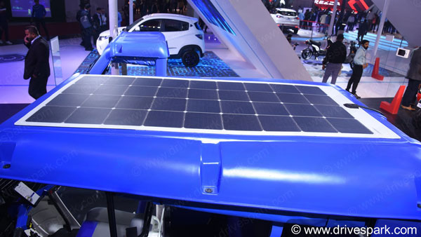 சோலார் மேற்கூரையுடன் அறிமுகமான மஹிந்திரா ட்ரியோ மின்சார ஆட்டோ... சார்ஜ் ஸ்டேஷனே தேவையில்லை..! சோலார் மேற்கூரையுடன் அறிமுகமான மஹிந்திரா ட்ரியோ மின்சார ஆட்டோ... சார்ஜ் ஸ்டேஷனே தேவையில்லை..!