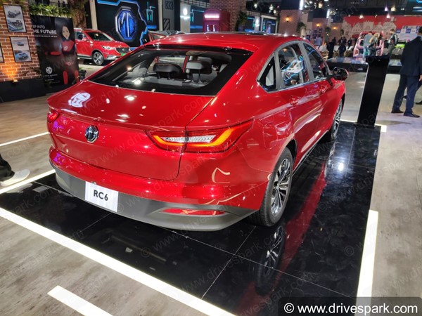 எம்ஜி ஆர்சி6 செடான் கார் ஆட்டோ எக்ஸ்போவில் பார்வைக்கு வந்தது!