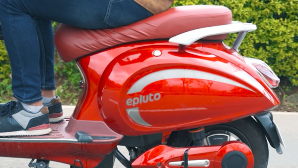 ஹைதராபாத் ஐஐடி மாணவர்கள் உருவாக்கிய அதிவேக மின்சார ஸ்கூட்டர்... இதன் விலை எவ்வளவு தெரியுமா..?