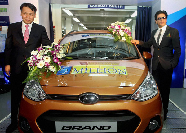 பிரபல ஹீரோ ஒருபோதும் காரின் வலது பக்கத்தில் அமர மாட்டாராம்... ஏன் தெரிஞ்சா ஆச்சரியப்படுவீங்க..!