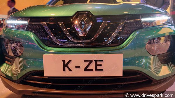 பார்வையாளர்களை வெகுவாக கவர்ந்த 5 அதிதிறனுடைய மின்சார கார்கள்.. எது பெஸ்ட் வாங்க பார்க்கலாம்...!