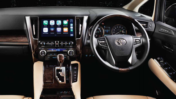 அலுங்காமல், குலுங்காமல் பயணிக்க புதிய வெல்ஃபயர் சொகுசு கார்... டொயோட்டா அறிமுகம்!