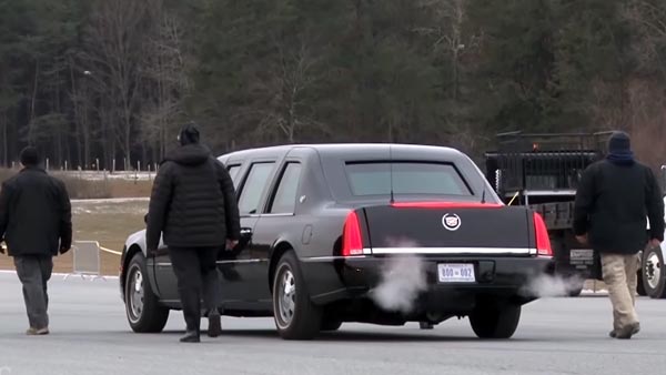 ஹாட் டாப்பிக்கான அமெரிக்க அதிபரின் புதிய லிமோசின் கார்... இதன் ரகசியங்கள் அந்த கடவுளுக்கே வெளிச்சம்!