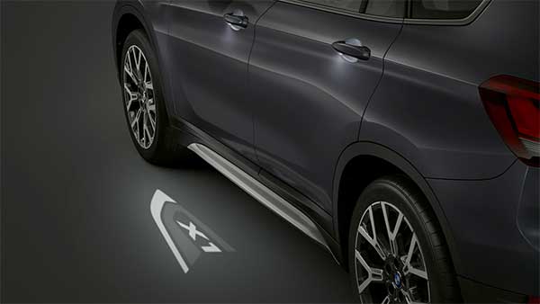 பென்ஸ் ஜிஎல்ஏ காருக்கு செம்ம டஃப்... குறைந்த விலை எக்ஸ்1 சொகுசு காரை களமிறக்கிய பிஎம்டபிள்யூ...