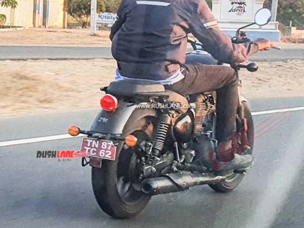 ஈசிஆர் சாலையில் பறந்த புதிய ராயல் என்ஃபீல்டு மோட்டார்சைக்கிள்