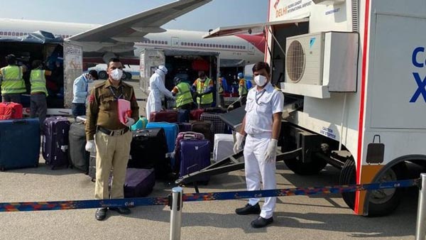 ஏர் இந்தியா செய்த துணிச்சலான காரியம்... வெளிநாடுகளில் தவித்த இந்தியர்களை மீட்டதில் வெளிவராத தகவல்