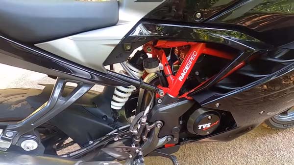 கொரோனாவால் விலையுயர்ந்த பைக்கை இழந்த இளைஞர்.. வேதனையில் இருந்தவருக்கு அடித்த அதிர்ஷ்டம்.. என்ன தெரியுமா!