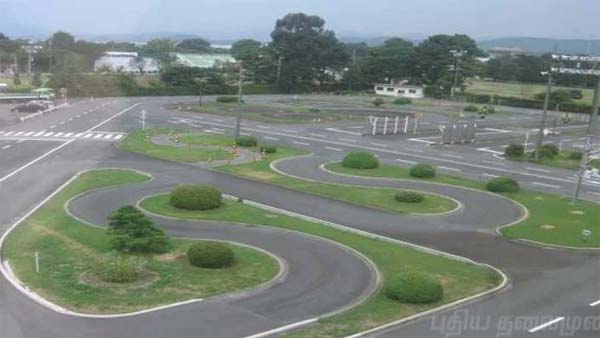 கொரோனா பேயாட்டத்தால் பதறும் ஆர்டிஓ அலுவலகங்கள்... புதிய டிரைவிங் லைசென்ஸ் பெறுவதில் சிக்கல்!