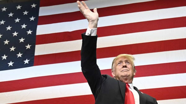 வேகமாக பரவும் கொரோனா வைரஸ்... க்ரீன் சிக்னல் கொடுத்த டொனால்டு டிரம்ப்... அதிரடி ஆட்டம் ஆரம்பம்