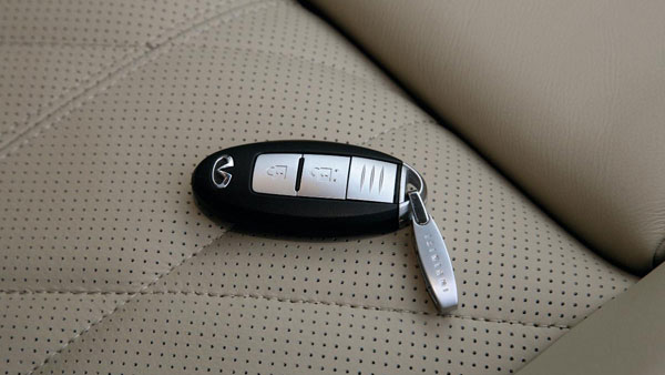 கொரோனா வைரஸ் பரவுவதை தடுக்க அதிரடி... காவல் துறை வெளியிட்ட முக்கிய அறிவிப்பு... என்னனு தெரியுமா?