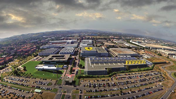 கொரோனாவை கண்டு அஞ்சாத ஃபெராரி... கார் உற்பத்தியை துவங்க நாள்குறித்தது!