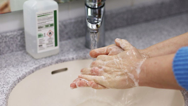 கொரோனா அச்சம் - தனிமை மட்டுமே தீர்வல்ல... வைரஸில் இருந்து பாதுகாக்க இதுவும் முக்கியம்...