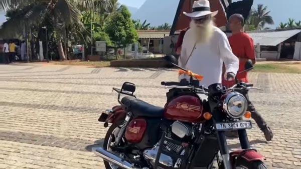 உலகமே கலக்கத்தில் இருக்க புதிய பைக்கில் ரைடு வந்த பிரபல சாமியார்... யாருனு தெரிஞ்சா ஷாக் ஆயிடுவீங்க..!