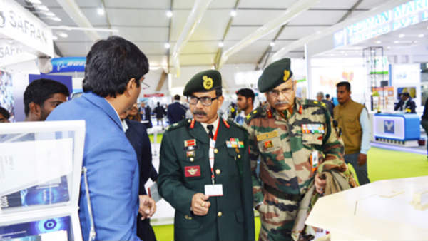 இந்தியாவின் முதல் ஆளில்லா போர் வாகனம்! இந்தியாவின் முதல் ஆளில்லா போர் வாகனம்!