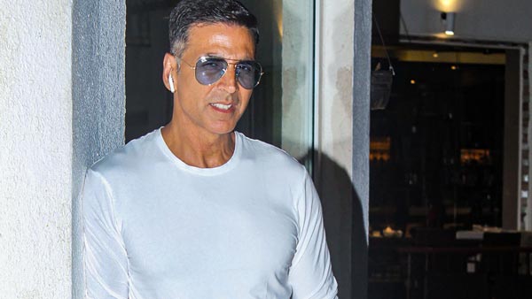 சாதா வேன்களை உல்லாச கப்பலாக மாற்றிய நடிகர்கள்.. விக்ரம் டூ ஷாருக்கான் பயன்படுத்தும் வேனிட்டி வேன்கள்! 