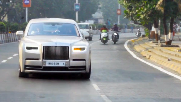 அம்பானி பயன்படுத்தும் விலையுயர்ந்த 3 ரோல்ஸ் ராய்ஸ்... ஒவ்வொன்னும் எத்தனை கோடி தெரியுமா..?