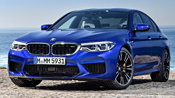 சச்சின் எடுத்த சபதம்... சொகுசு கார்கள் இருந்தாலும் மாருதி 800 காரை இன்னமும் ஓட்டுவது ஏன் தெரியுமா? சச்சின் எடுத்த சபதம்... சொகுசு கார்கள் இருந்தாலும் மாருதி 800 காரை இன்னமும் ஓட்டுவது ஏன் தெரியுமா?