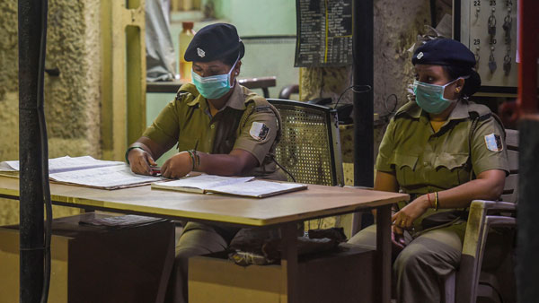 வேகமாக பரவும் கொரோனா... வெளியானது முக்கிய அறிவிப்பு... தமிழக மக்கள் இனி கவனமாக இருக்க வேண்டும்