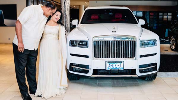 சூப்பர்... 7 கோடி ரூபாய் காரை மனைவிக்கு பரிசளித்த கணவர்... எதற்காக என தெரிஞ்சா பொறாமைப்படுவீங்க...