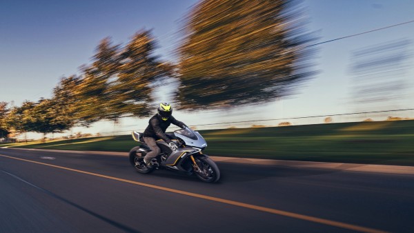 வியக்க வைக்கும் புதிய டமோன் எலெக்ட்ரிக் சூப்பர் பைக்குகள்!