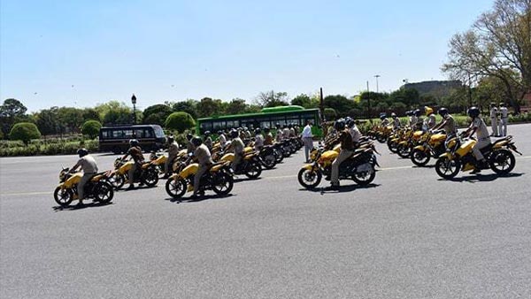 கொரோனாவிற்கு எதிரான போராட்டம்: சிறப்பு படையை உருவாக்கும் டெல்லி போலீஸ்.. இனி ஓடவும் முடியாது ஒளியவும் முடியாது..