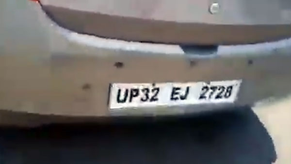 நடு ரோட்டில் கதறி அழுத இளம்பெண்.. இதற்காகதான் இந்த நாடகமா! என்னம்மா இப்படி பண்றீங்களேமா...