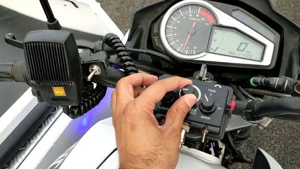 ஆம்புலன்ஸ் பற்றாக்குறை: பைக்குகளையே உயிர்காக்கும் வாகனமாக மாற்றிய ஹீரோ... ரியல் ஹீரோ சார் நீங்க..