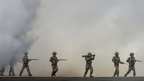 சீனாவிற்கு தண்ணி காட்டிய இந்தியா... சத்தமே இல்லாமல் எல்லையில் நடந்த தரமான சம்பவம்... செம கெத்து...