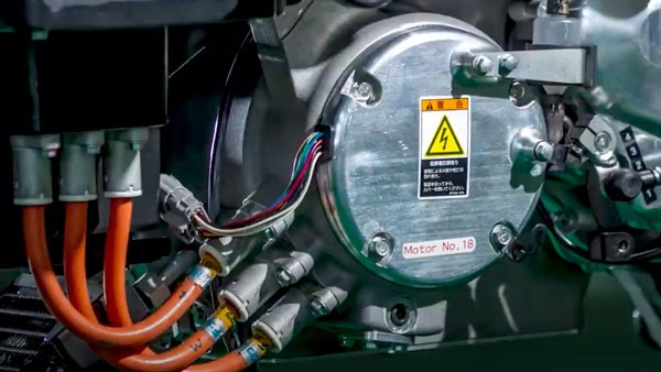 கவாஸாகியின் முதல் எலெக்ட்ரிக் பைக்கின் பெயர், வீடியோக்கள் வெளியீடு