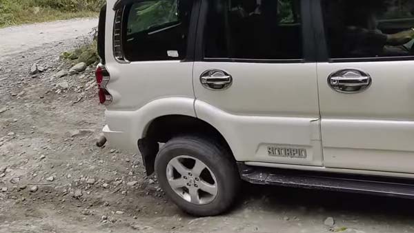 திணறிய ஸ்கார்பியோ.. அசால்ட் செய்த டாடா டியோகா.. டாடா, டாடாதான்யா.. இத அடிச்சிக்க ஆளே இல்லை...!