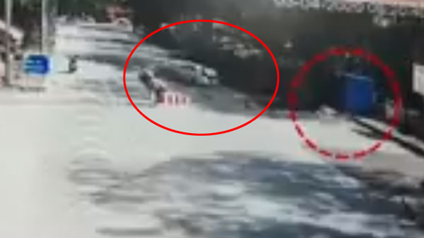 கண்ணில் பட்டதை எல்லாம் அடித்து தூக்கிய நபர்.. ஹாலிவுட் படத்தை மிஞ்சும் சம்பவம்.. அதிர வைக்கும் வீடியோ!