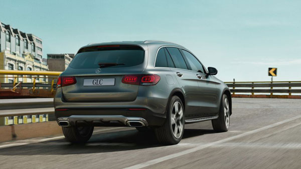 புனே அருகே கொரோனா மருத்துவமனையை அமைக்கும் மெர்சிடிஸ் பென்ஸ்!