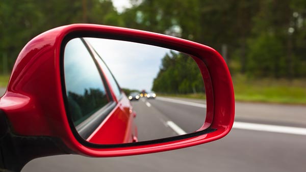 உலக நாடுகளுக்கே டஃப் கொடுக்கும் இந்திய சாலைகள்.. இம்மாதிரியான விநோதங்களை எங்குமே காண முடியாது!