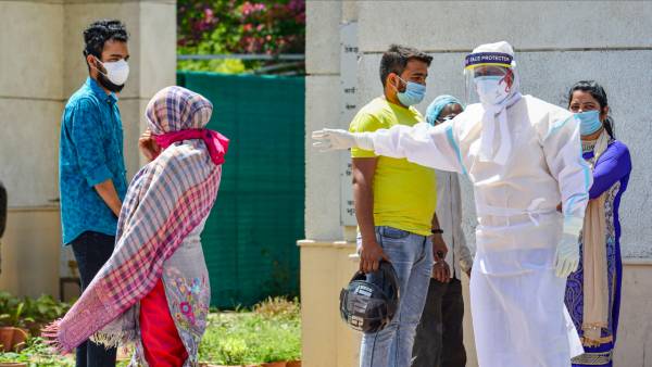 உயிர் காப்பான் தோழன்... மீண்டும் ஒரு தரமான அறிவிப்பை வெளியிட்ட மஹிந்திரா... சந்தோஷத்தில் மக்கள்..!