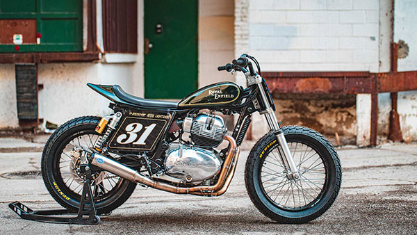 ஒன்றல்ல, இரண்டல்ல 4 பைக்குகளை உருமாற்றிய அமெரிக்க இளம் பெண்கள்.. அனைத்துமே ராயல் என்பீல்டு ட்வின் பைக்குகள்!