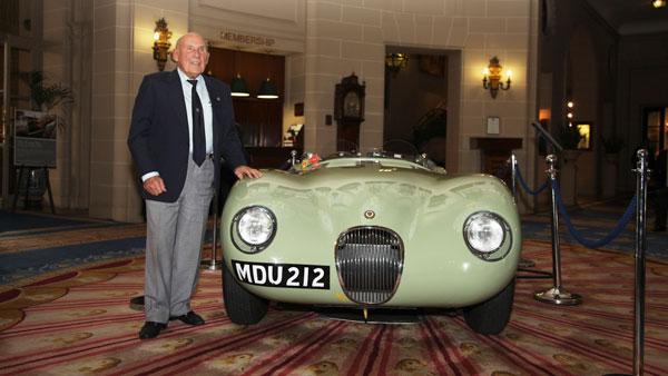 முன்னாள் ஃபார்முலா 1 பந்தய வீரர் சர் ஸ்டிர்லிங் மோஸ் காலமானார்!