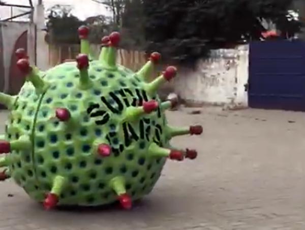 கொஞ்சம் நல்லா உத்து பாருங்க... இது என்னனு தெரிஞ்சா சத்தியமா நம்ப மாட்டீங்க... வாயை பிளக்கும் மக்கள்