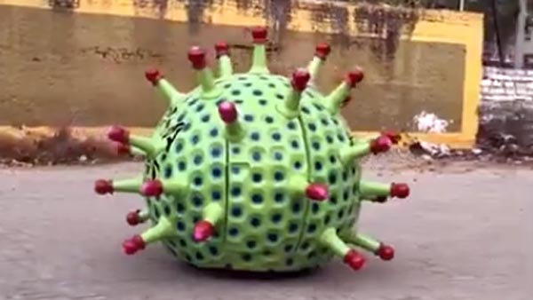 நம்ம ஆளுங்க வேற லெவல்... சென்னையை கலக்கும் கொரோனா ஆட்டோ... இதன் ஸ்பெஷல் என்னனு தெரியுமா? நம்ம ஆளுங்க வேற லெவல்... சென்னையை கலக்கும் கொரோனா ஆட்டோ... இதன் ஸ்பெஷல் என்னனு தெரியுமா?