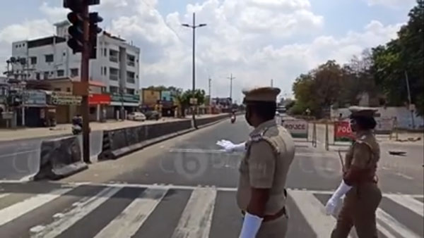 விதி மீறினால் கொரோனா நோயாளியுடன் ஒரு நாள் டூர்.. புள்ளிங்கோ இளைஞர்களை சிதறவிட்ட திருப்பூர் போலீஸ்.. விதி மீறினால் கொரோனா நோயாளியுடன் ஒரு நாள் டூர்.. புள்ளிங்கோ இளைஞர்களை சிதறவிட்ட திருப்பூர் போலீஸ்..