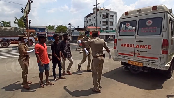 விதி மீறினால் கொரோனா நோயாளியுடன் ஒரு நாள் டூர்.. புள்ளிங்கோ இளைஞர்களை சிதறவிட்ட திருப்பூர் போலீஸ்.. விதி மீறினால் கொரோனா நோயாளியுடன் ஒரு நாள் டூர்.. புள்ளிங்கோ இளைஞர்களை சிதறவிட்ட திருப்பூர் போலீஸ்..