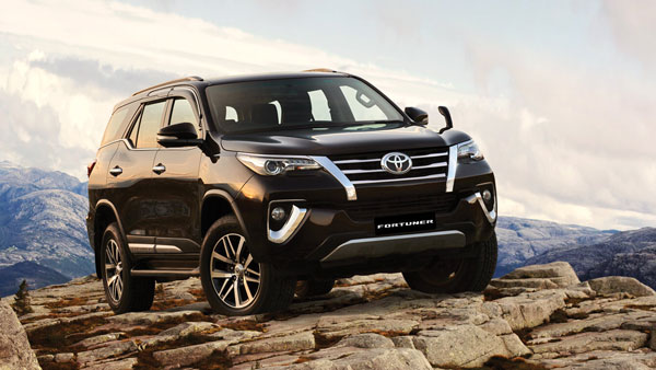 அடுத்தடுத்து புதிய தயாரிப்புகளை அறிமுகப்படுத்தவுள்ள டொயோட்டா... 5 புதிய கார்கள் வெளிவரவுள்ளன...