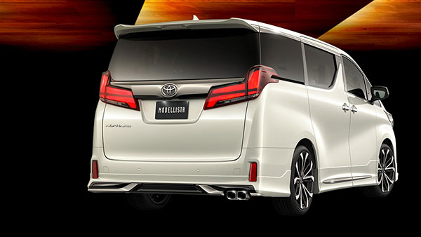 ரோல்ஸ் ராய்ஸ் கலவையாக மாறிய டொயோட்டாவின் லக்சூரி கார்... அட இது என்னப்பா புது அவதாரமா இருக்கு..?