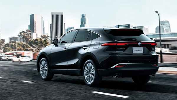 ஹெரியர் எஸ்யூவியின் அடுத்த தலைமுறை காருக்கு புதிய பெயரை சூட்டியுள்ள டொயோட்டா... 