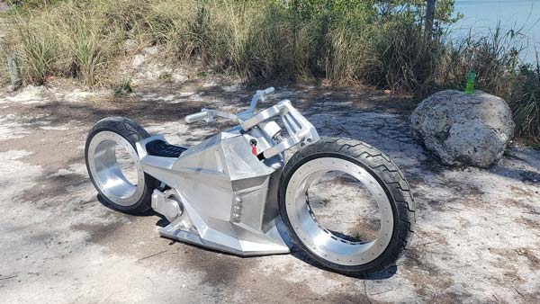 1.9 விநாடி மட்டும் போதும் 100 கிமீ வேகத்தில் பறக்கலாம்... மின்னலின் வேகத்திற்கு டஃப் கொடுக்கும் ஸ்பீடு...