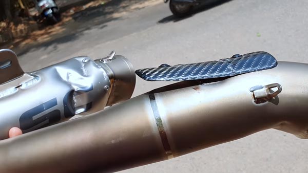 இத்தாலியில் இருந்து இறக்குமதியான சைலென்சரை நொறுக்கிய போலீஸ்... விலை தெரிஞ்சா மயக்கமே போட்ருவீங்க...