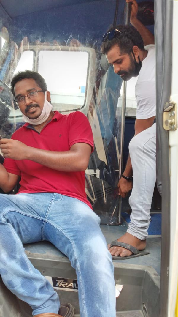 கொரோனாவை தடுக்க சூப்பர் ஐடியா... மலிவான கட்டணத்தில் கார்களுக்கு சேஃப்டி ஷீல்டு... சென்னையில் அசத்தல்